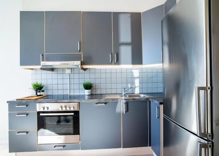 Seafront Apt. With Elevator And French Balcony *