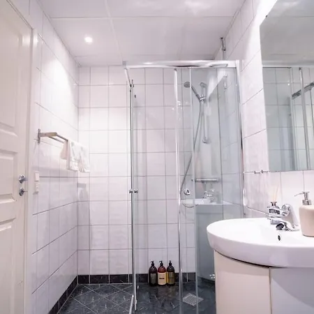 Appartement Seafront Apt. With Elevator And French Balcony Bergen