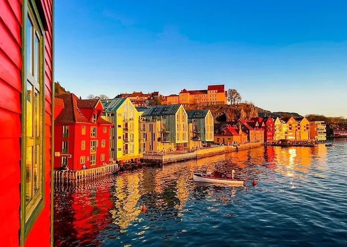 Seafront Apt. With Elevator And French Balcony *