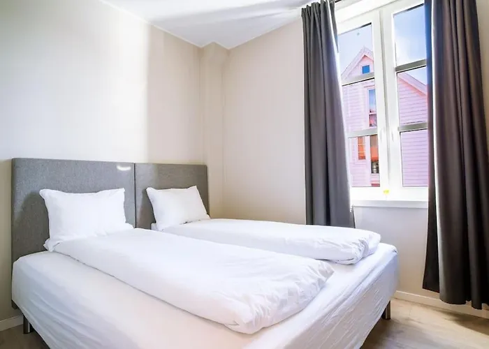 Seafront Apt. With Elevator And French Balcony Bergen